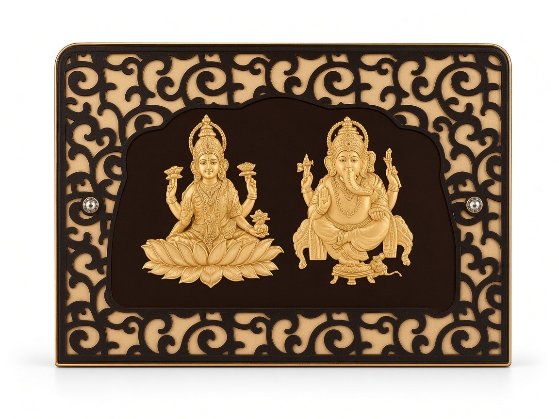 24kt gold leaf artwork of Duo Stand