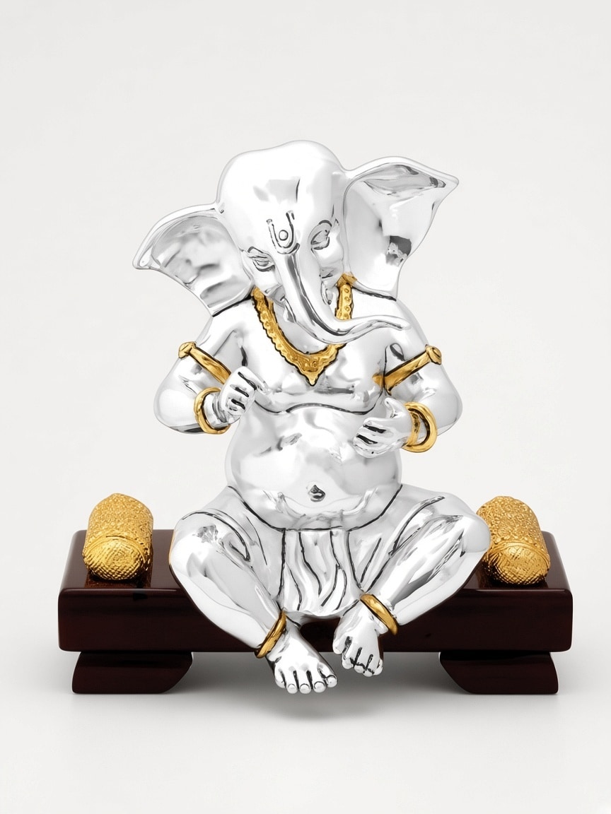 Italian silver covering idol of Intel Ganesha
